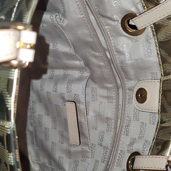 Michael kors handbag - Picture 3 of 4